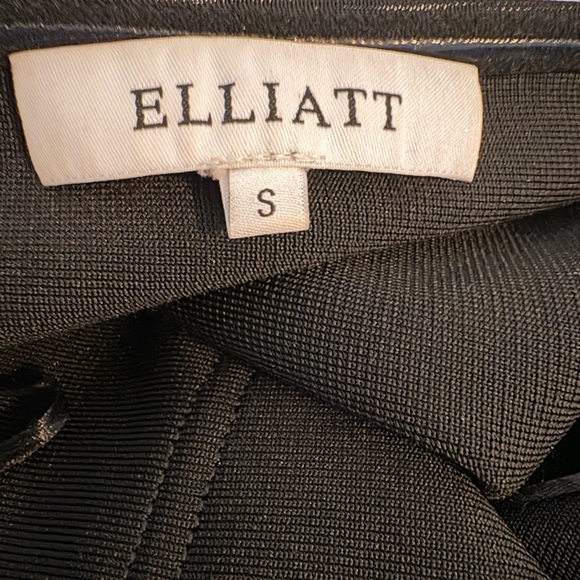 Elliatt Black Strapless Ruched Bodycon Dress w/ Draped Side Sash Size S - Picture 7 of 10